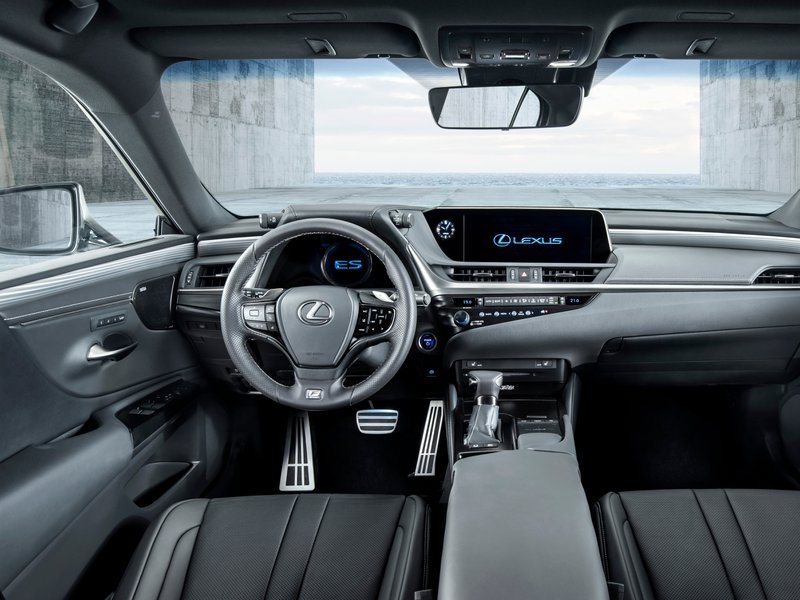 Lexus ES Hybrid interni
