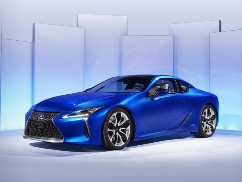 Lexus LC Hybrid blu