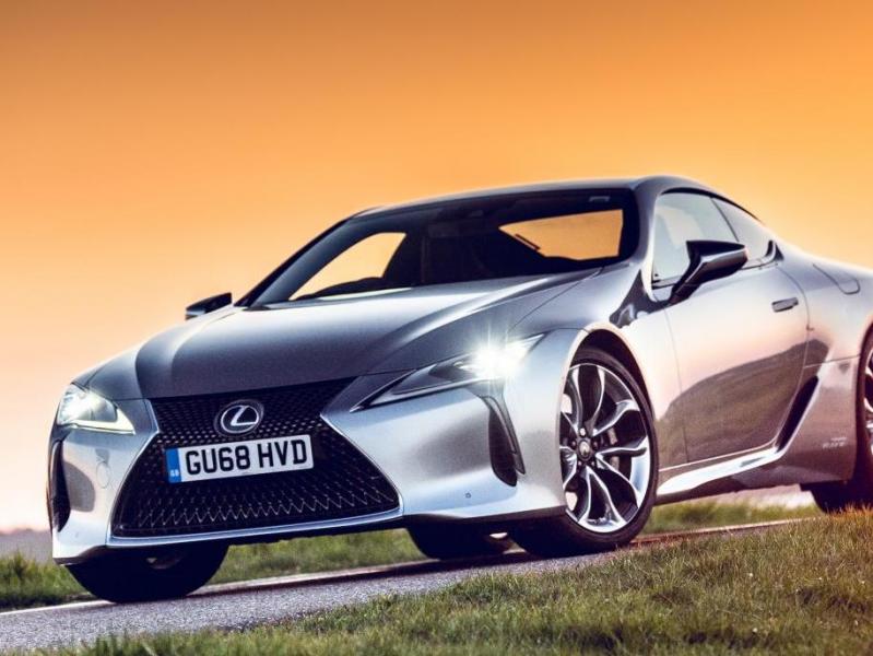 Lexus LC Hybrid movimento