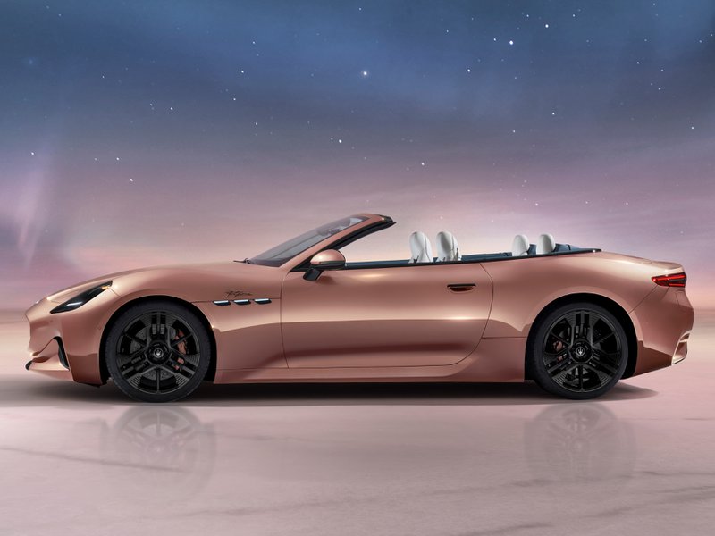 Maserati GranCabrio Folgore profilo