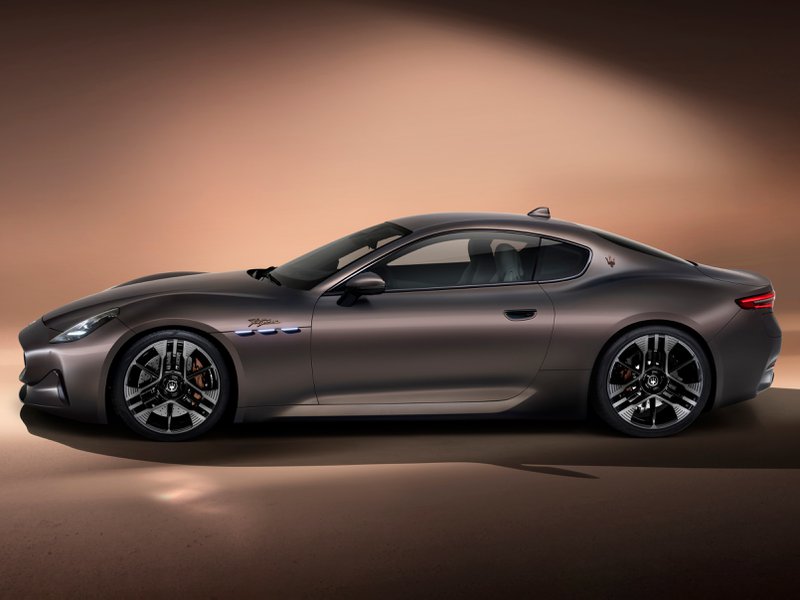 Maserati GranTurismo Folgore profilo