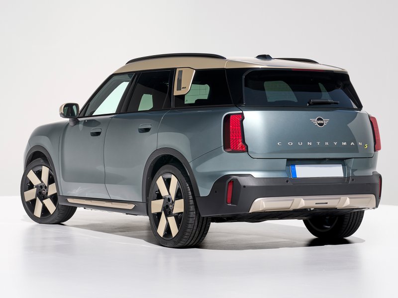 MINI Countryman All-Electric posteriore