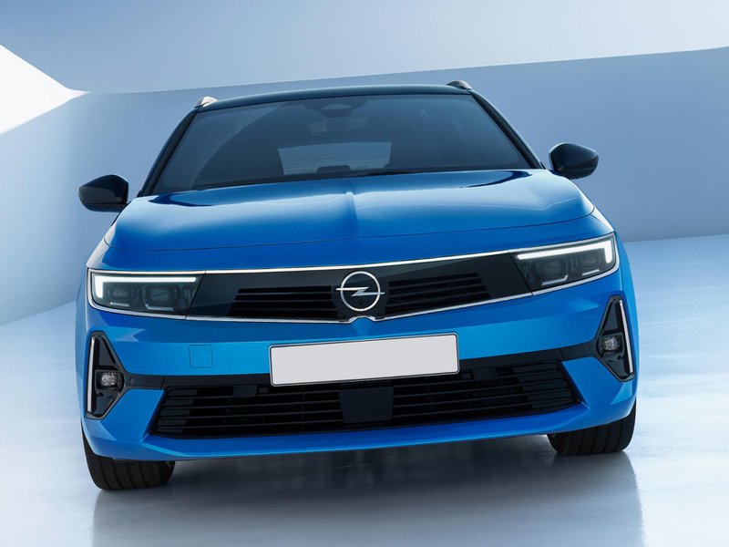 Opel Nuova Astra Sports Tourer Plug-In Hybrid anteriore