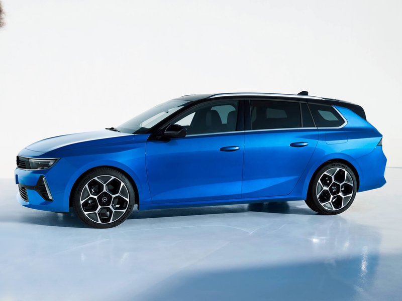 Opel Nuova Astra Sports Tourer Plug-In Hybrid profilo