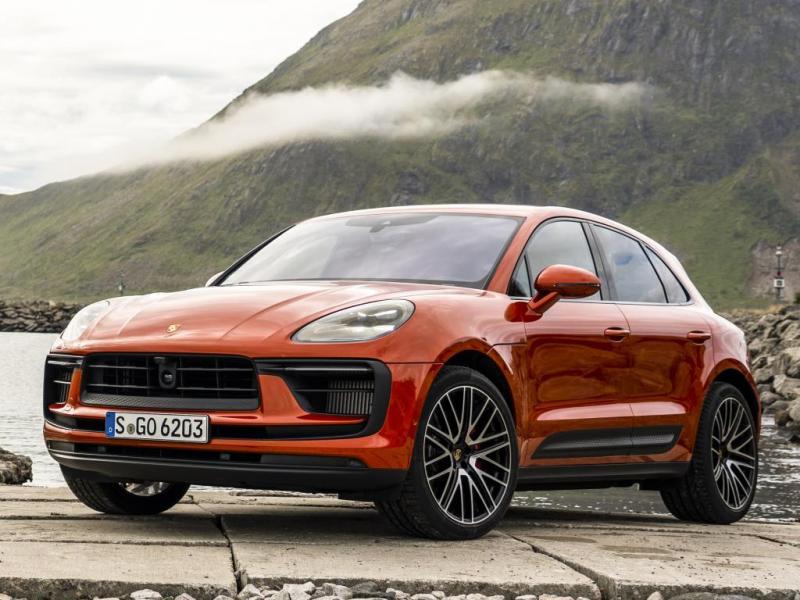 Porsche Macan rossa