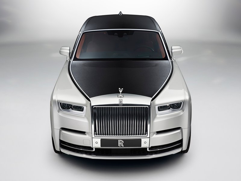 Rolls-Royce Phantom anteriore