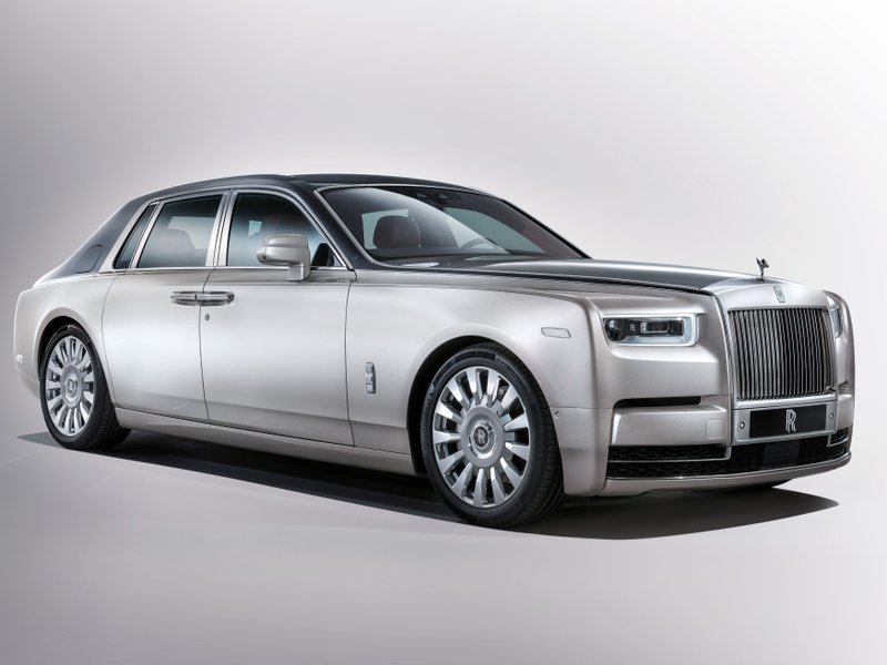 Rolls-Royce Phantom tre quarti anteriore