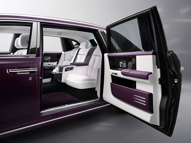 Rolls-Royce Phantom interni 2