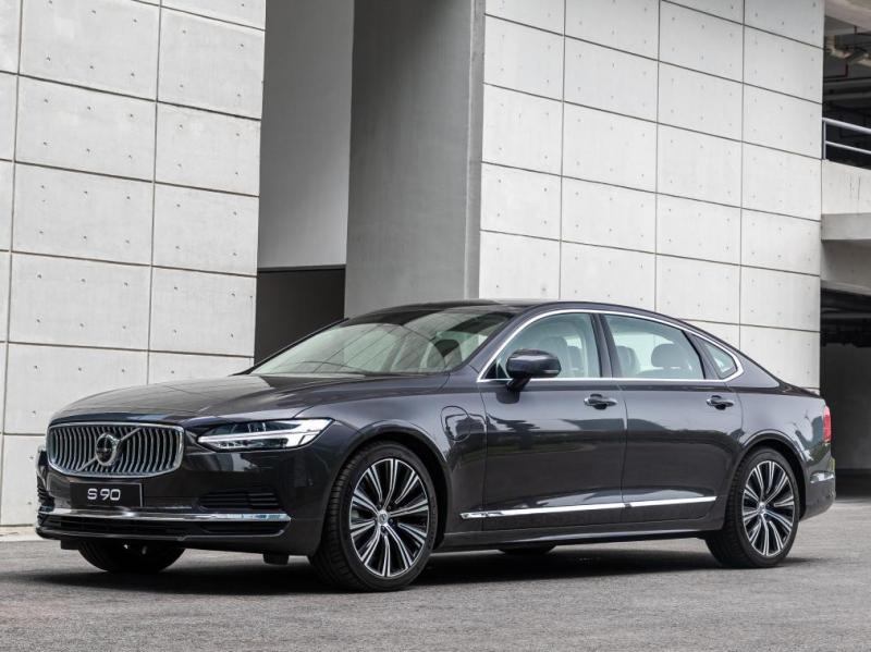 Volvo S90 Recharge statica